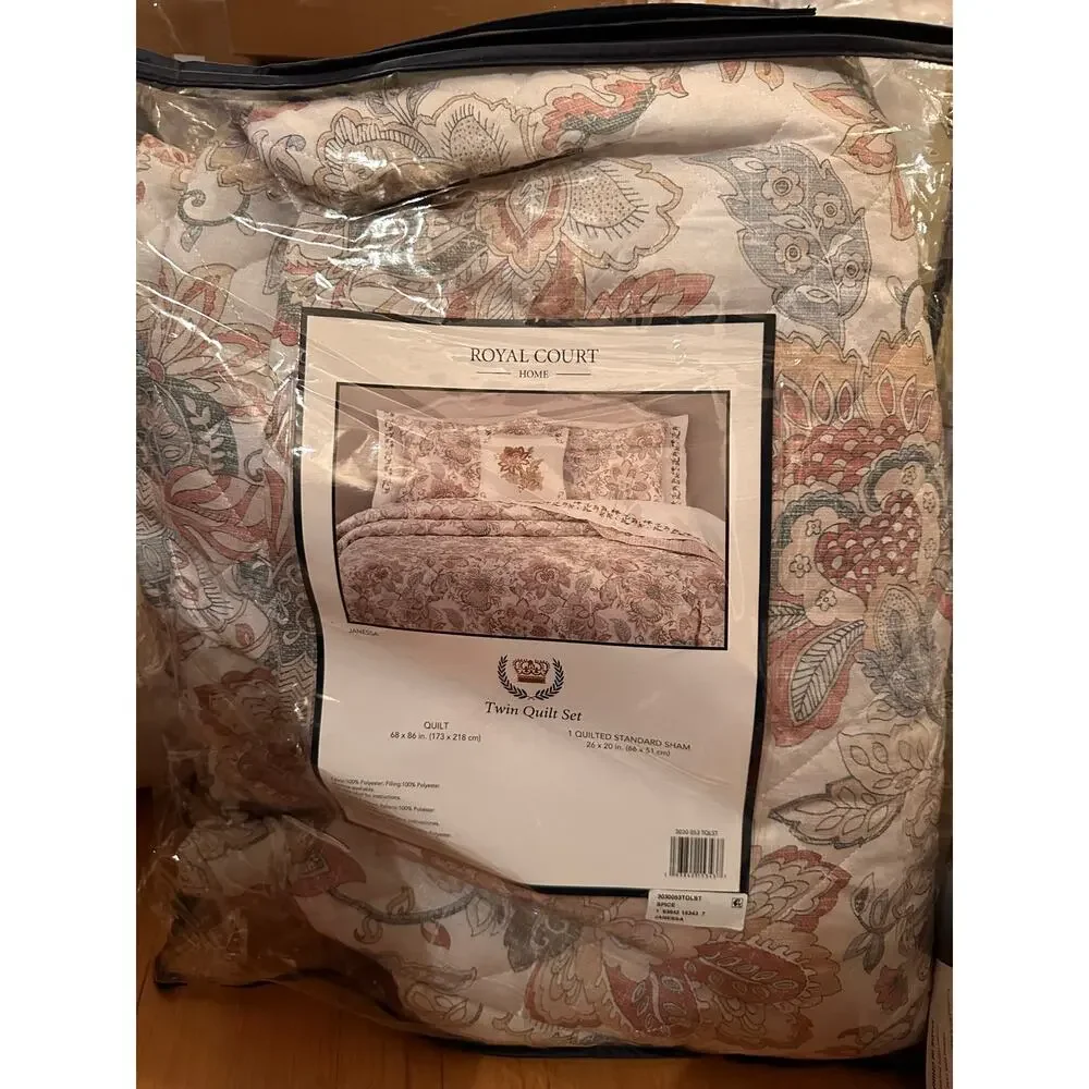 Twin Quilt Set - Royal Court Royal Court Janessa Quilt Set